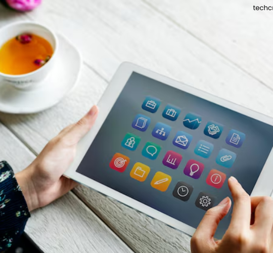 10 Essential Software & Apps to Maximize Productivity in 2025